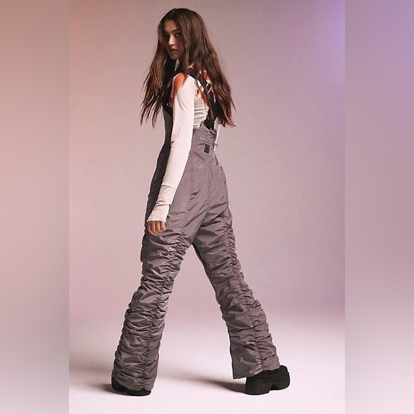 Free People Movement Lift Love Bibs in Mountain Blossom NEW - Picture 3 of 5